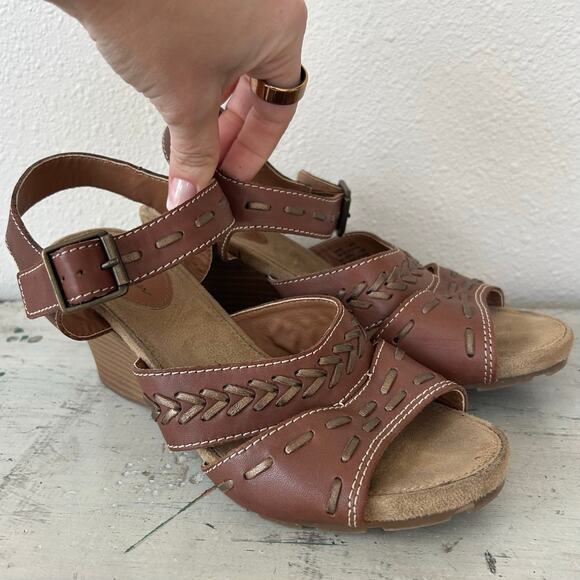 Eddie Bauer Espadrille wrap wedge faux suede sandals summer minimalist boho 7 - Picture 11 of 14